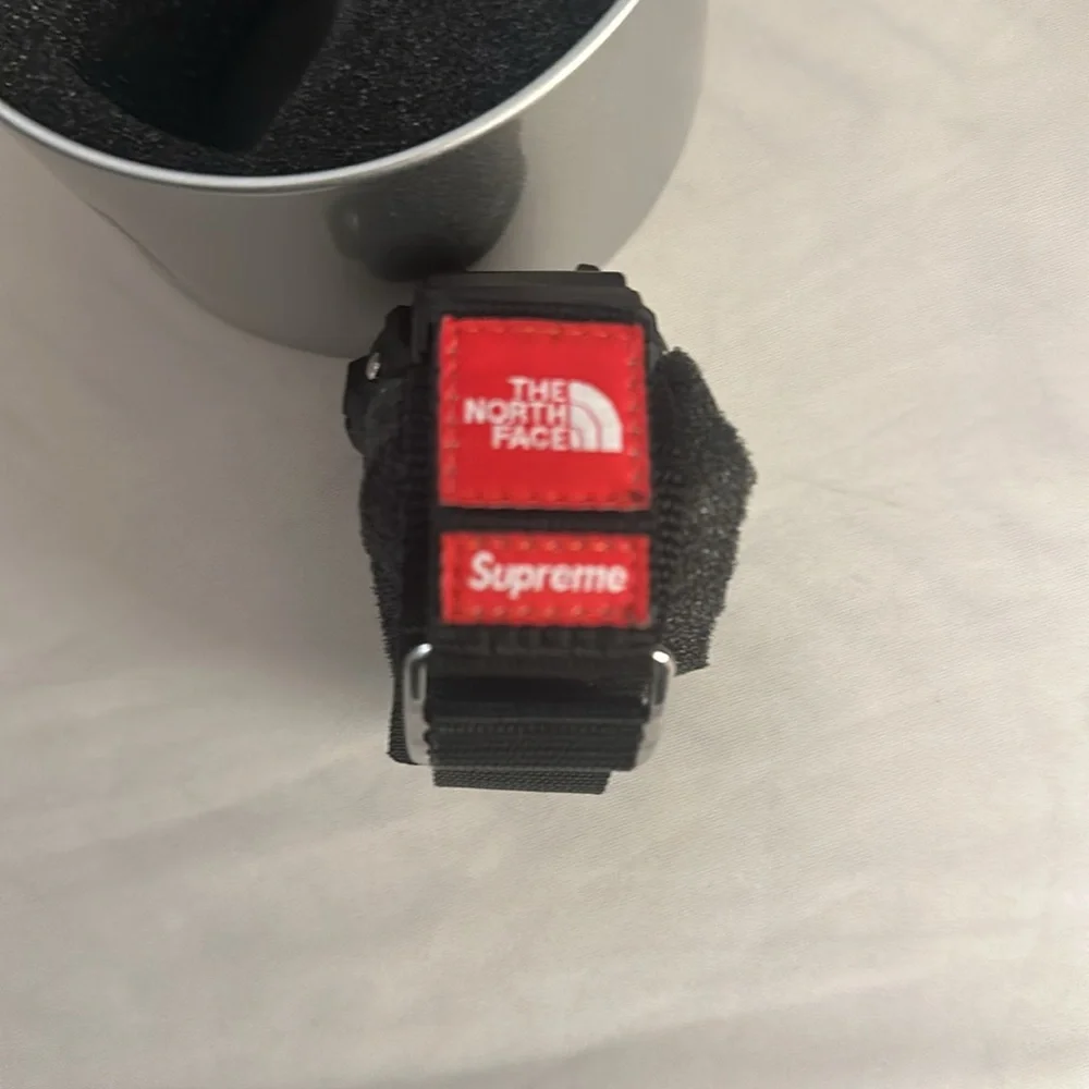 100 percent authentic supreme/north face/Gshock watch in black. Drop FW22.